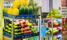 Thực hư về nước ép dưa hấu giá ‘siêu rẻ’ bán đầy thị trường