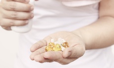 12 nhóm người cần thận trọng khi bổ sung vitamin E