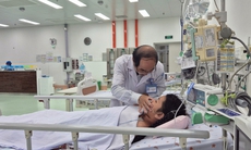 Kịp thời cứu sống bé gái mất máu nghiêm trọng vì sốt xuất huyết