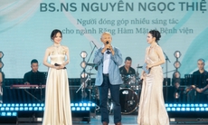 Vinh danh nhạc sĩ - bác sĩ Nguyễn Ngọc Thiện tại đêm nhạc "Nhịp đập hy vọng, nhịp đập sự sống"