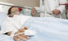 Bỏ thuốc, uống rượu, nam bệnh nhân đái tháo đường phải cấp cứu do viêm tụy