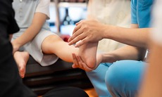Bộ Y tế cảnh báo 3 loại dầu xoa bóp giả ghi nhãn 'Chánh Đại sản xuất'