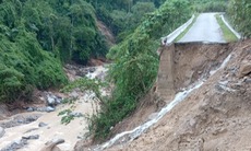 Mưa lớn khiến nhiều bản làng ở xã vùng biên bị chia cắt
