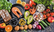 Chế độ ăn lành mạnh giúp giảm cân và hạ huyết áp