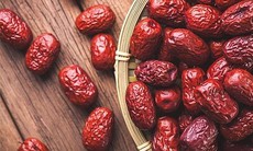 Táo đỏ khô bán tràn lan, nhận diện hàng đúng chuẩn thế nào?