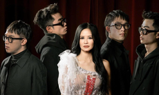 Diva Hồng Nhung 'Tự hỏi' sau biến cố sức khỏe