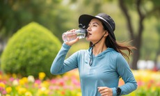 Hạn chế say nắng, sốc nhiệt khi tập luyện giữa trời oi nóng