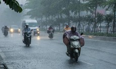 Miền Bắc mưa dông trước khi bước vào đợt nắng nóng gay gắt diện rộng