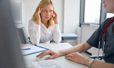 Lựa chọn thuốc điều trị chứng đau nửa đầu do kinh nguyệt