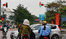 Hà Nội: Đèn giao thông gặp sự cố, liên hệ số nào để phản ánh?