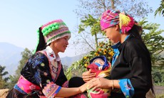 Phạm vi hoạt động khám chữa bệnh của cô đỡ thôn bản