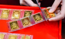 Giá vàng hôm nay ngày 4/7 đảo chiều giảm cực mạnh