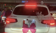 Từ vụ xe Mercedes gắn nơ hồng che biển số, hành vi này bị xử lý ra sao?