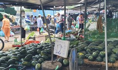 Hà Nội tồn tại 85 chợ tạm, chợ cóc, nguy cơ mất an toàn vệ sinh thực phẩm, an toàn giao thông