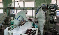 Chuyên gia cảnh báo làn sóng COVID-19 mới tại Nga