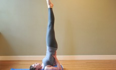 5 tư thế yoga tăng cường sức khỏe tình dục một cách tự nhiên