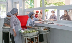 Mô hình bếp ăn tình thương, nâng cao dinh dưỡng, ấm lòng người bệnh