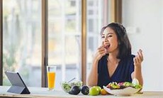 Hai thời điểm tốt nhất nên ăn trái cây giúp đẹp da, giảm cân