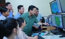 Phó Thủ tướng Trần Hồng Hà: Bão số 5 không có khả năng giảm cường độ, hết sức nguy hiểm