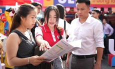 Giải mã điểm chuẩn 2025: Vì sao điểm chung giảm mà điểm tuyệt đối lại tăng?