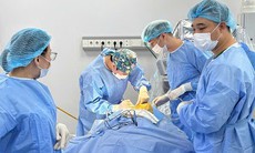 Đau đầu triền miên, bệnh nhi 13 tuổi được cứu nhờ ca mổ lần đầu thực hiện tại Bệnh viện Nhi Thái Bình