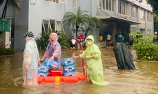 Mưa lớn sau bão, chung cư tại Hà Nội ngập nặng, điện nước tê liệt