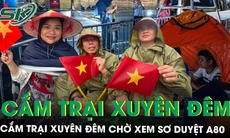 Người dân ‘đội nắng, thắng mưa’ cắm trại xuyên đêm chờ xem sơ duyệt diễu binh, diễu hành