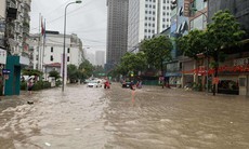 Lũ trên nhiều sông dâng cao, cảnh báo lũ và ngập lụt ở 5 tỉnh thành