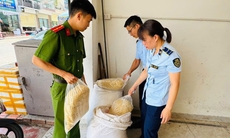 Mua 100 kg ruốc gà không rõ nguồn gốc qua Facebook về bán kiếm lời