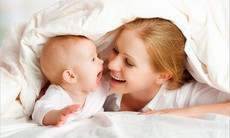 [Infographic] Lợi ích của việc nuôi con bằng sữa mẹ đối với người mẹ