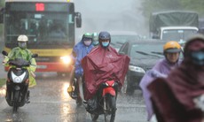 Miền Bắc mưa rải rác trước khi nắng nóng tái diễn