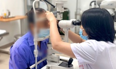 Ngứa mi mắt 3 năm, cụ bà đi khám bất ngờ phát hiện ra thủ phạm