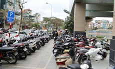 Hà Nội kiên quyết thu hồi bãi xe vi phạm không dùng tiền mặt, không kết nối thuế