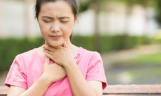 Thật bất ngờ, mãn kinh có thể làm thay đổi giọng nói của phụ nữ
