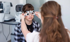 Cận thị – Gánh nặng vẫn hiện hữu và chưa có lời giải