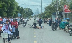 Trên đường đi học về, nam sinh lớp 6 bị ô tô tông tử vong