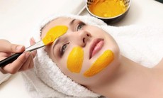 Cách sử dụng nghệ làm mờ vết thâm, giúp sáng da