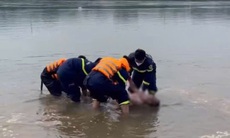 Tìm thấy thi thể thanh niên nghi nhảy cầu Hữu Nghị, phường Hòa Bình