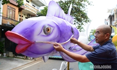 Hai thập kỷ rực rỡ ánh đèn của nghệ nhân Phạm Ngọc Toán