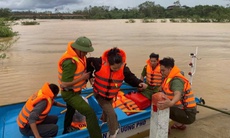 LIVE: Bão số 10 làm 11 người thiệt mạng, 33 người bị thương, thiệt hại nặng về tài sản