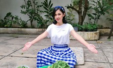 Việt Trinh ăn chay trường hơn 10 năm, tuổi U60 sống bình yên với nhan sắc khiến người hâm mộ ngỡ ngàng