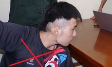 Đâm bạn trọng thương rồi cầm dao cố thủ ở nhà