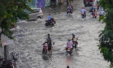 Triều cường rằm tháng 7 gây ngập úng ở Nam Bộ