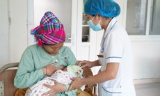 Hướng dẫn thực hành nuôi con bằng sữa mẹ cho phụ nữ vùng dân tộc thiểu số