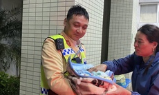 Sản phụ 'vượt cạn' trên xe khi đang được cảnh sát giao thông đưa đến viện