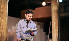 'Ngọc Hoàng' Quốc Khánh vướng tin đồn ác ý, tuổi U70 rời căn phòng 10m2 về sống với gia đình người em