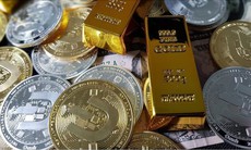 Vàng, bạc thế giới đối diện áp lực chốt lời