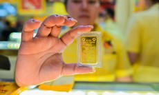 Giá vàng hôm nay ngày 18/1 chốt tuần tăng dữ dội, người mua lãi to