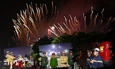 Công an Hà Nội diễn tập bảo đảm an ninh, giao thông phục vụ sự kiện chào mừng Đại hội XIV