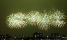 Các điểm xem bắn pháo hoa tối 23/1 tại Mỹ Đình rõ và đẹp nhất